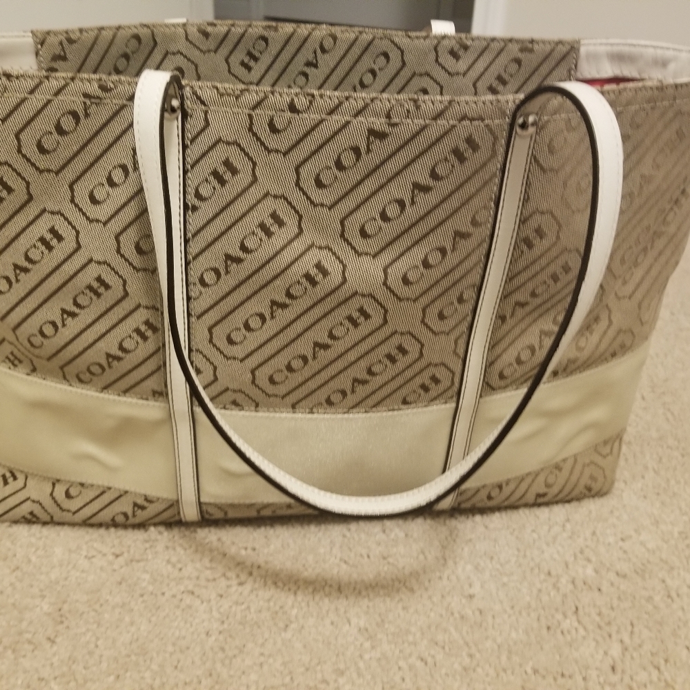 Coach shoulder bag